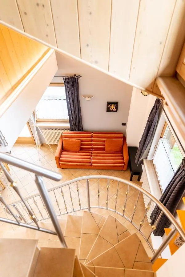 Chalet Gioia 리비뇨 0*,