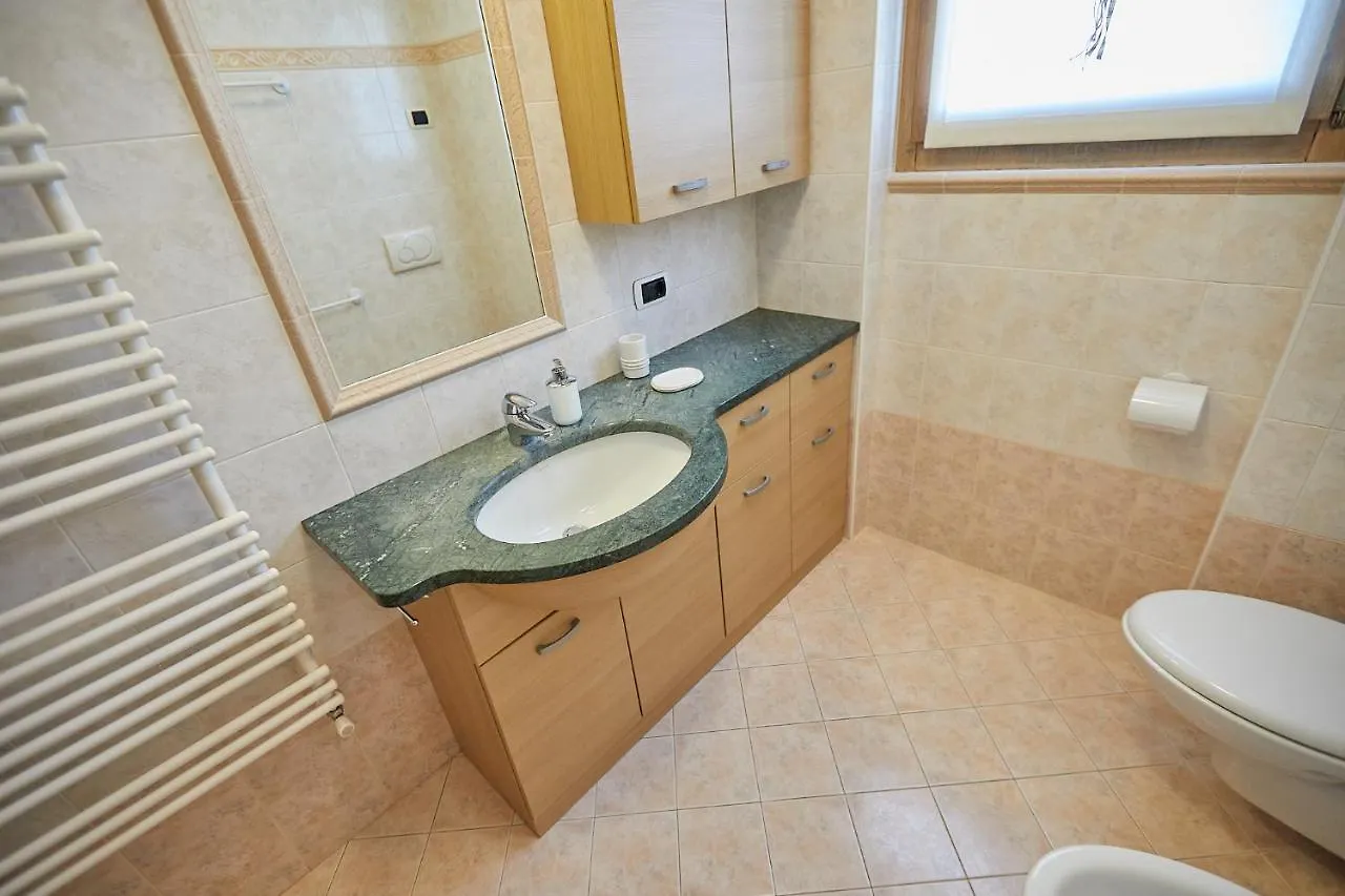 Chalet Gioia Λιβίνιο 0*,